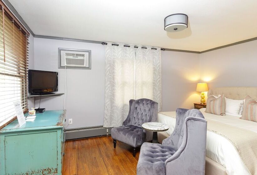 호스텔 The Inn At Warm Springs