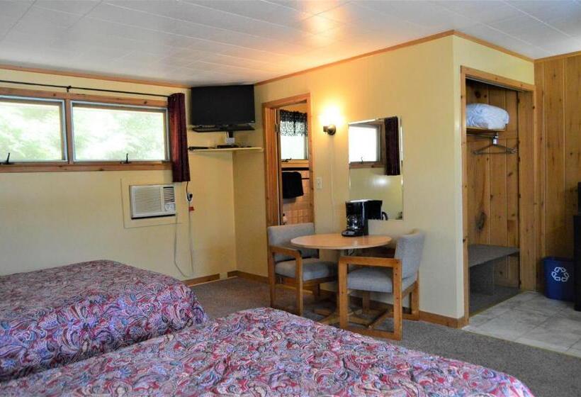 Baileys Sunset Motel