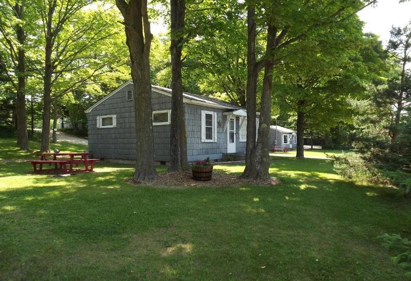 Baileys Sunset Motel