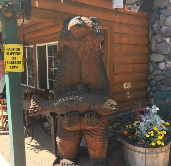 민박 Fireside Lodge