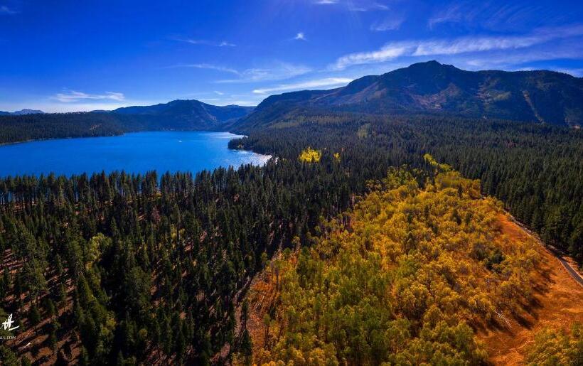 민박 Fireside Lodge