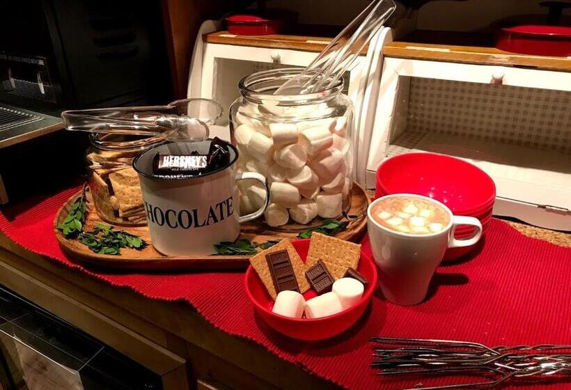 민박 Fireside Lodge