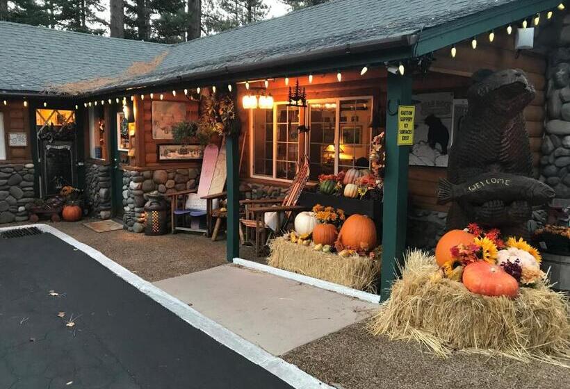 민박 Fireside Lodge