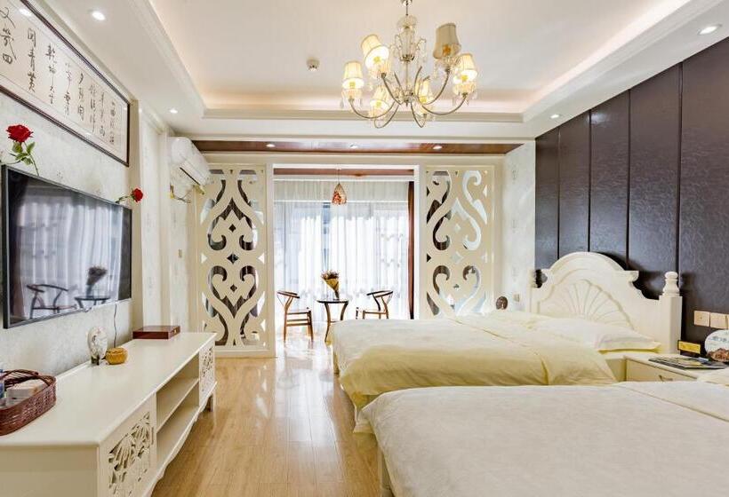 Doudou Meilan Fengqing Inn