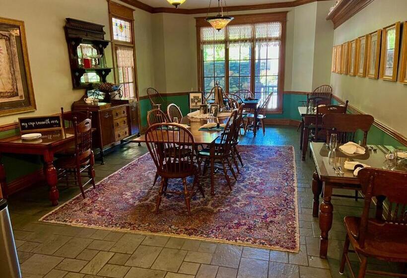 هتل Angel At Rose Hall