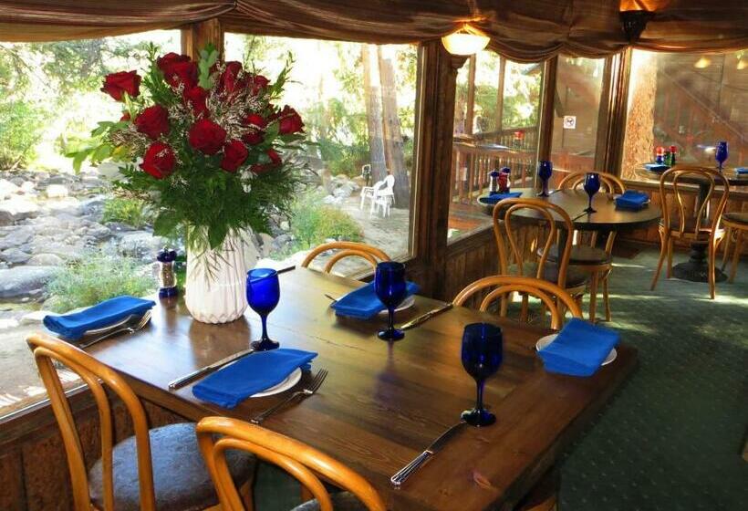 فندق The Historic Rapids Lodge