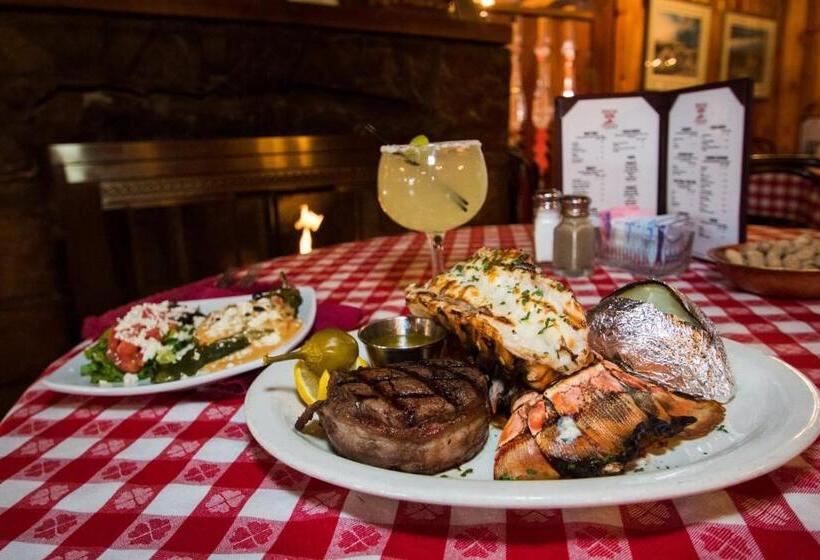 فندق The Lodge At Red River