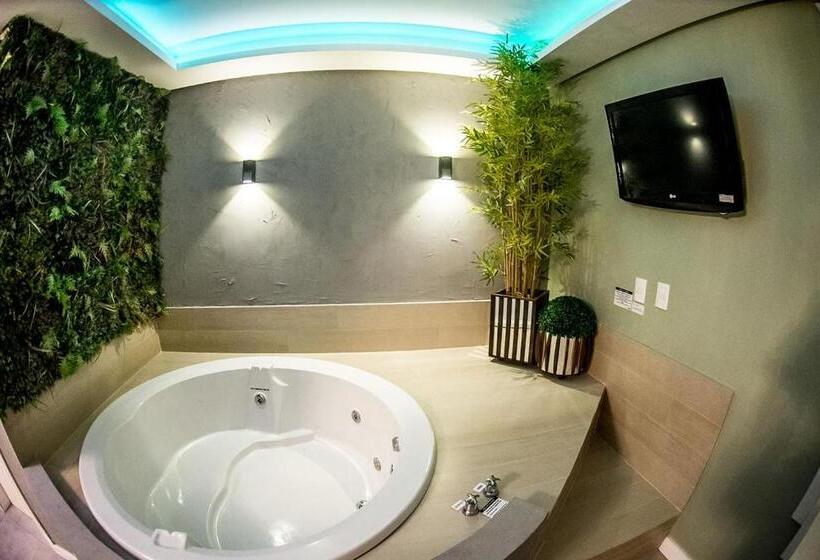 Motel Paradiso Soledade