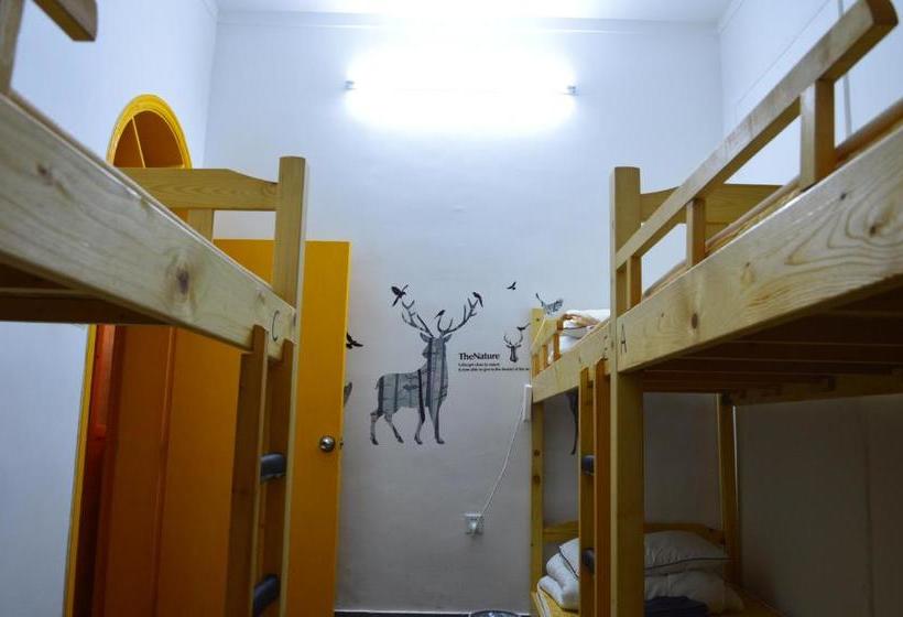 No. 6 Cuobian Hostel