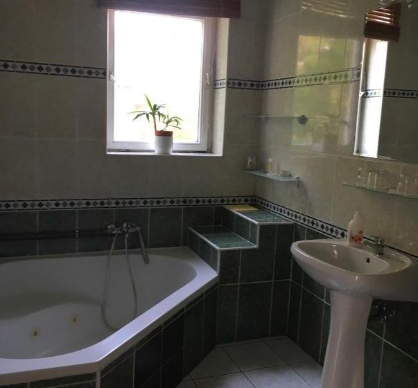 بنسيون Eva Rooms