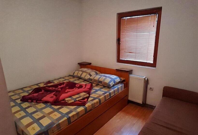 پانسیون Guesthouse Ramović