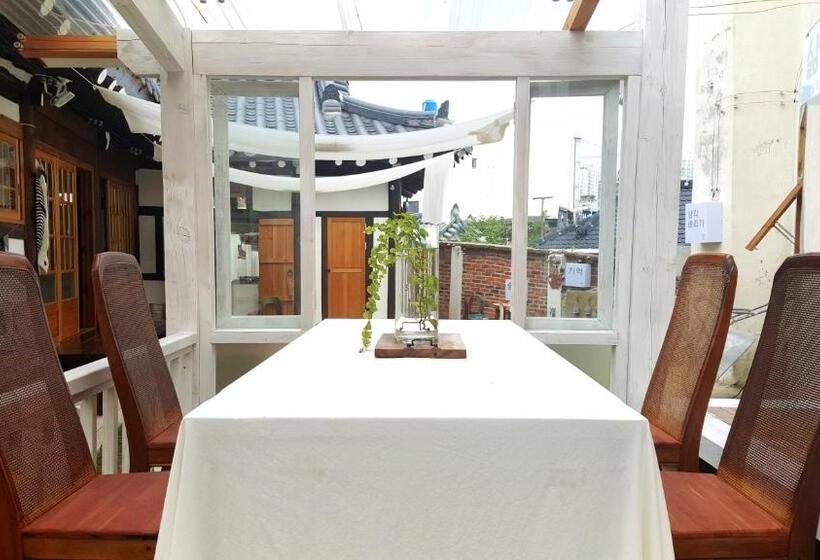 Pensione Hundred Years Hanok