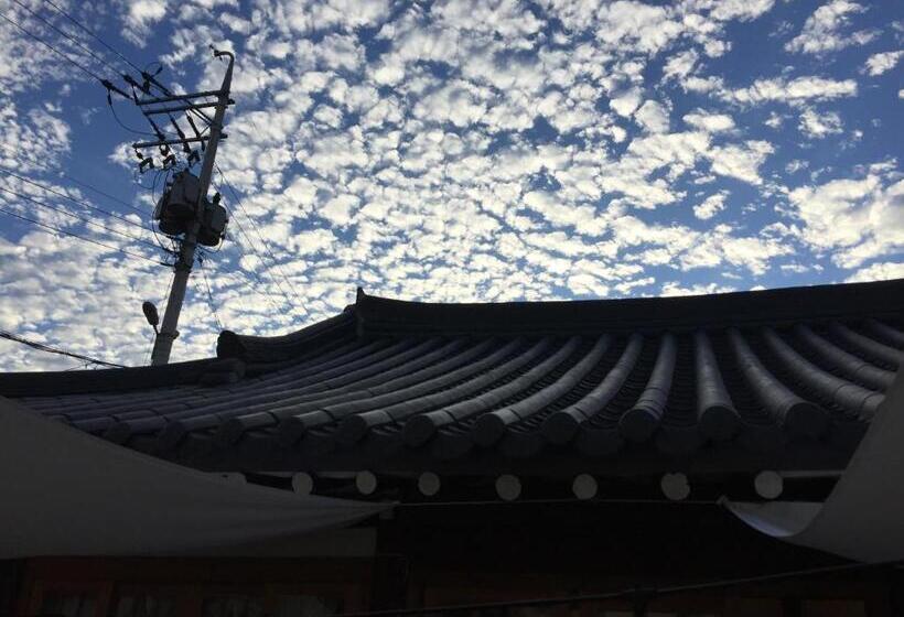 Pensione Hundred Years Hanok