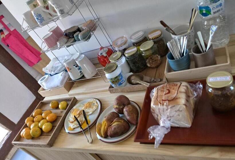 Pensione Hundred Years Hanok