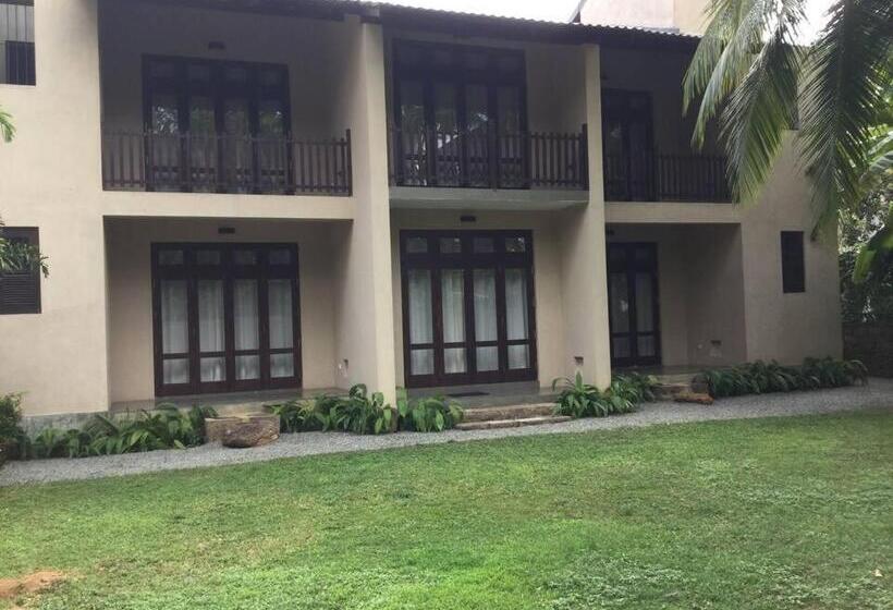 פנסיון Iva Belvedere