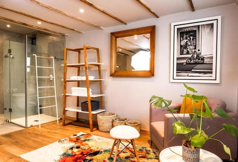 膳宿费 Pablo House