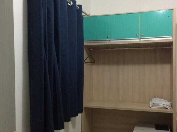 펜션 Pousada Universitária