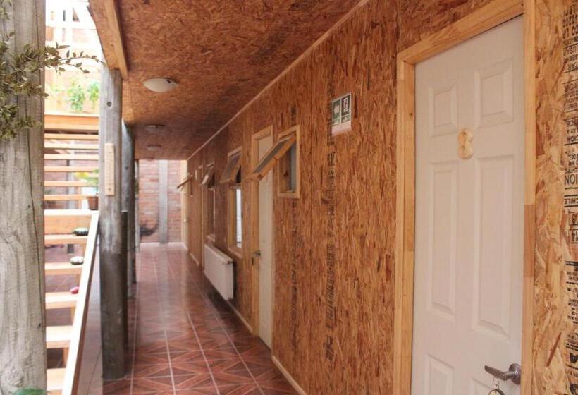 فندق صغير Hostal Baquedano