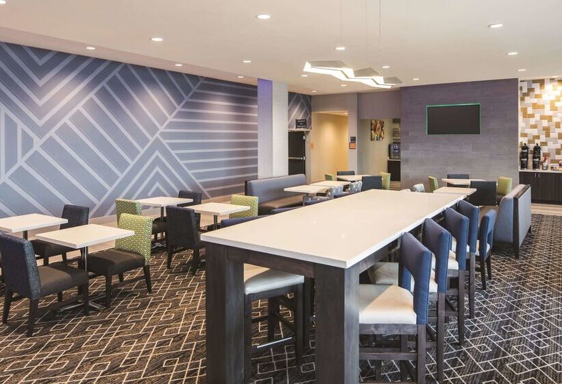 בית מלון כפרי La Quinta Inn & Suites By Wyndham Atlanta South   Mcdonough