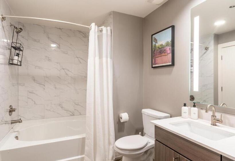 Kasa Downtown Austin