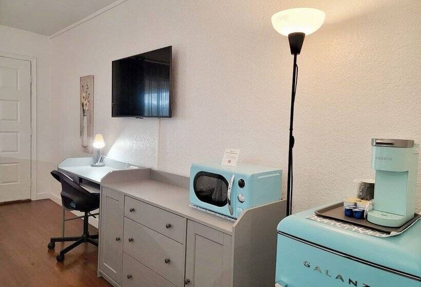 فندق على الطريق Buckley Inn