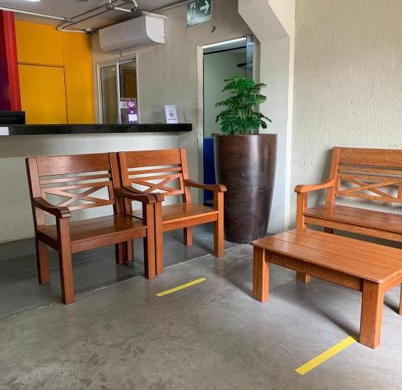 ペンション Centro Fashion