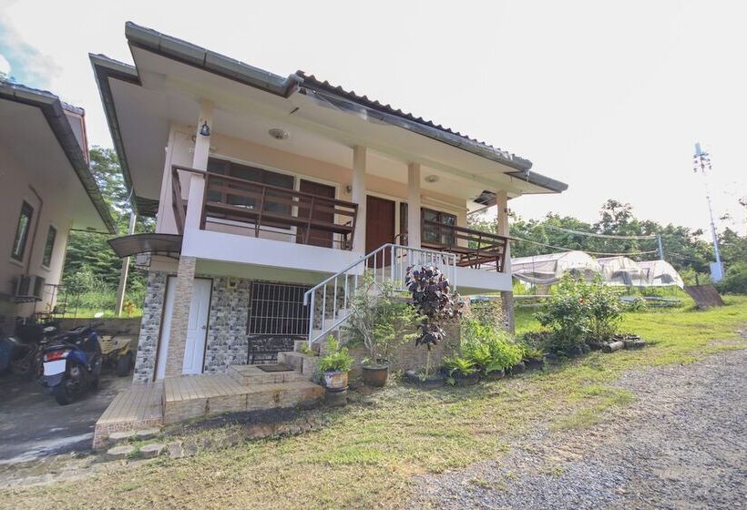 ペンション Chamil House