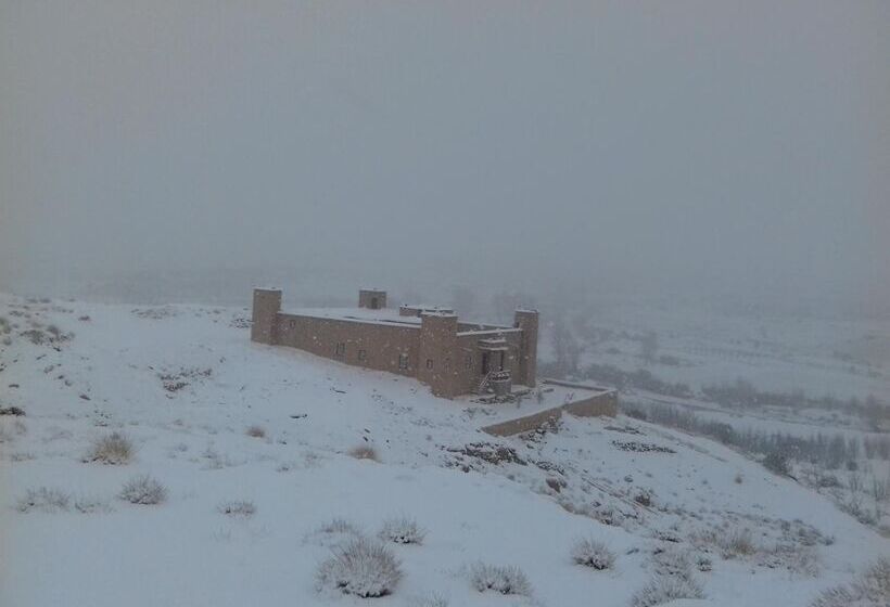 پانسیون Kasbah Izoran