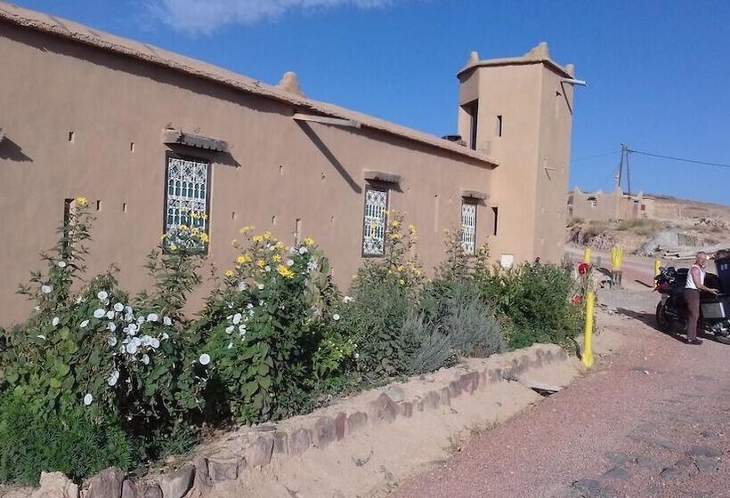 پانسیون Kasbah Izoran