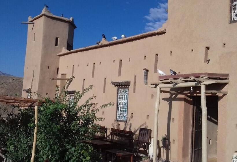 پانسیون Kasbah Izoran