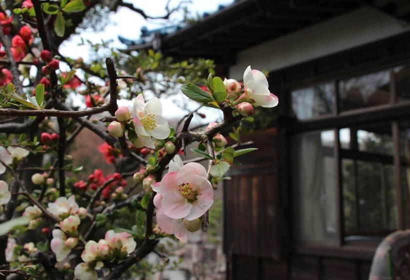 بنسيون Kougetsu Sanso    Moon Villa In Tokyo
