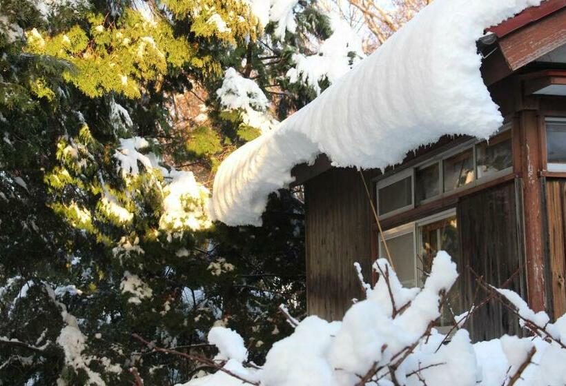 بنسيون Kougetsu Sanso    Moon Villa In Tokyo