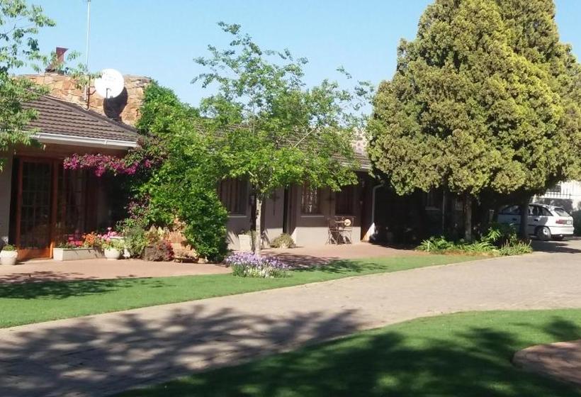 ペンション Lavender Lodge