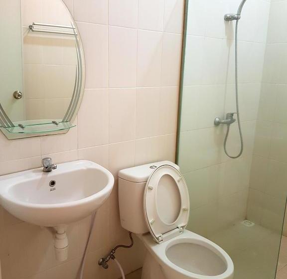 פנסיון Pink House