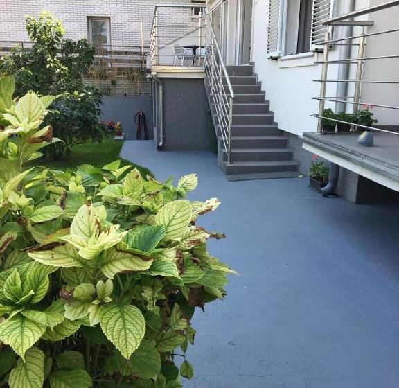 پانسیون Villa Mara