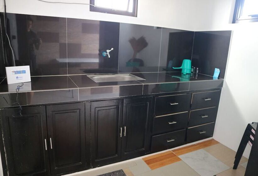 هاستل Baler Fiore Del Mare