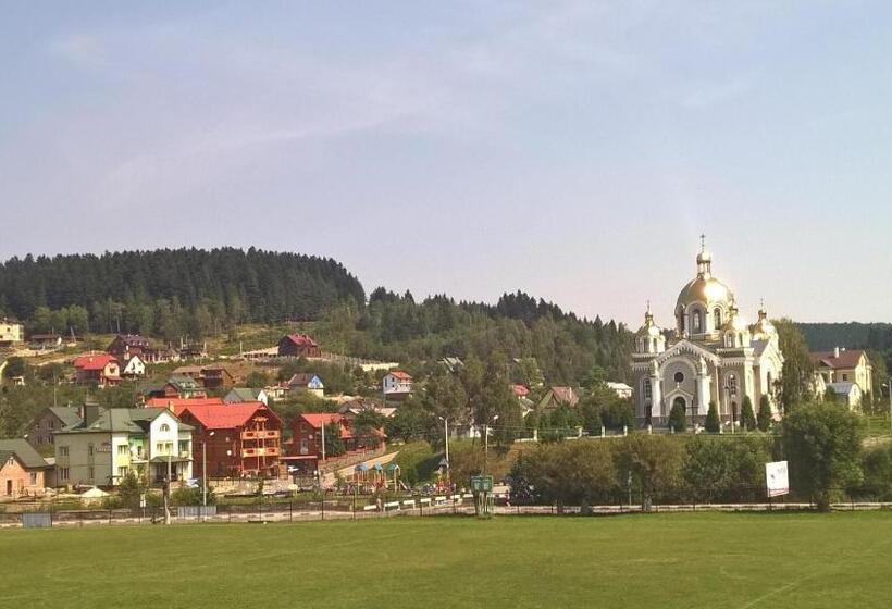 הוסטל Mini Hotel Furmi