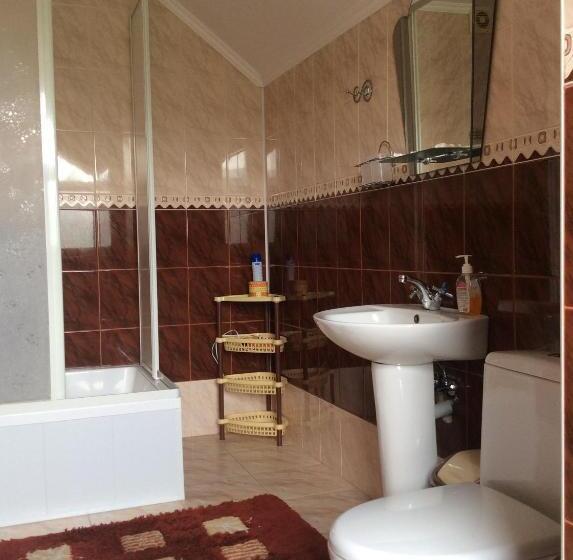 הוסטל Mini Hotel Furmi