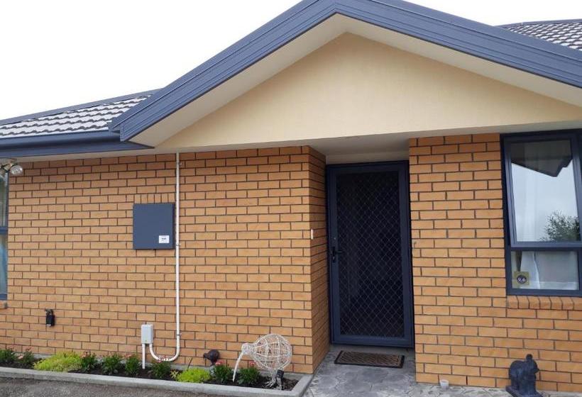 تختخواب و صبحانه Peaceful & Quiet Witherlea Homestay