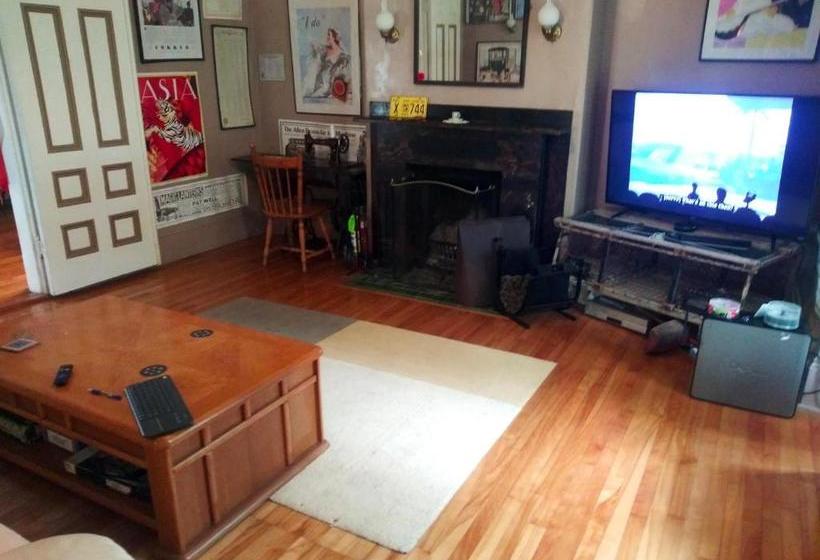 Bulwinkles Place B&b