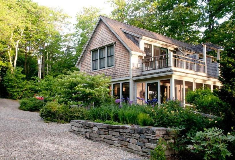 Coveside Bed & Breakfast