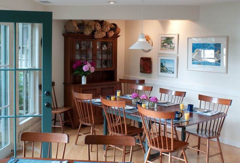 Coveside Bed & Breakfast