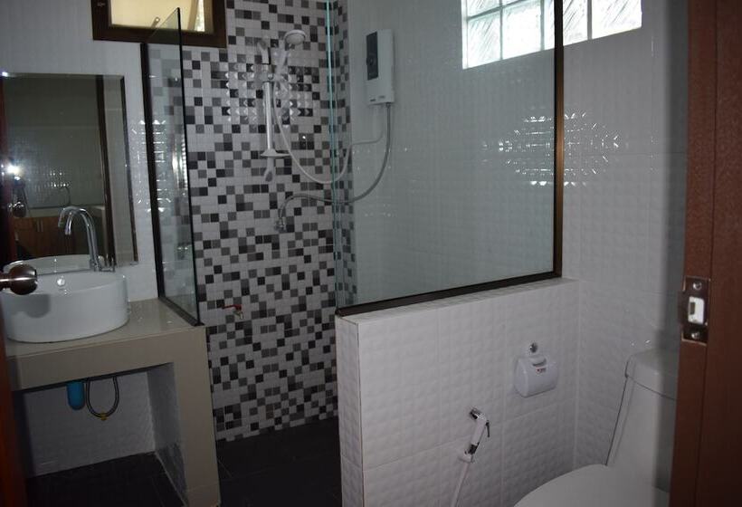 Отель Serenity Resort