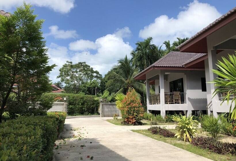 Отель Serenity Resort