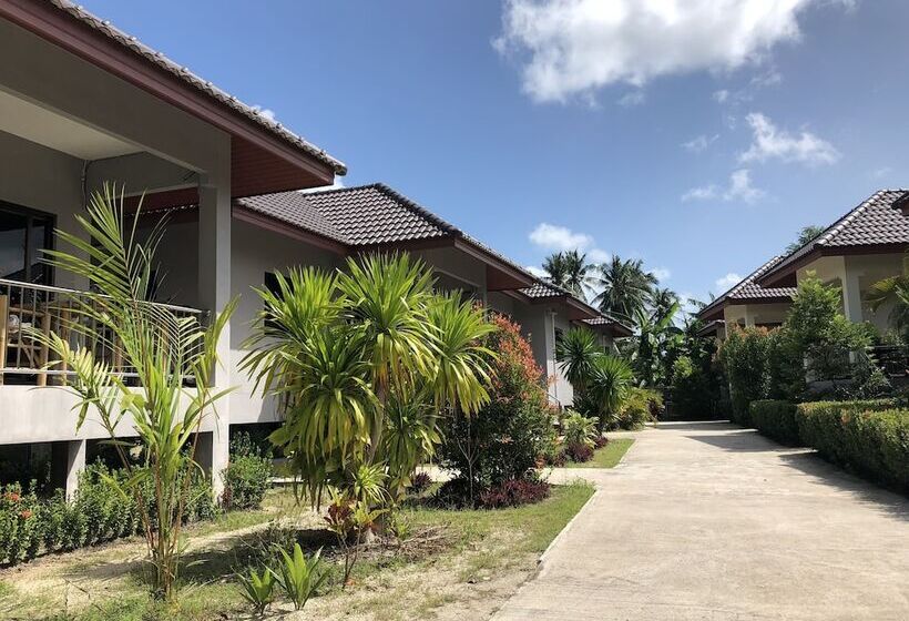 Отель Serenity Resort