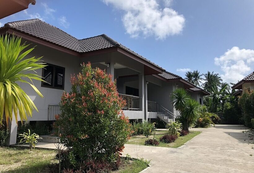 Отель Serenity Resort