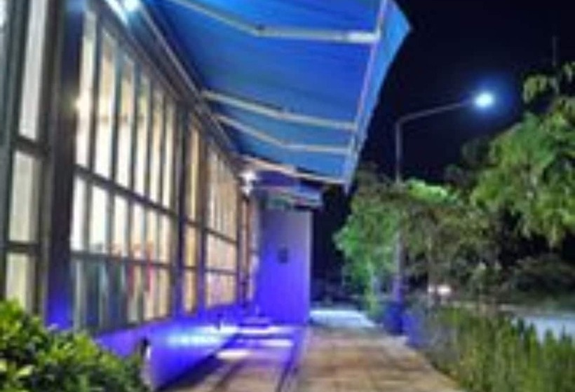 בית מלון כפרי Star Shell