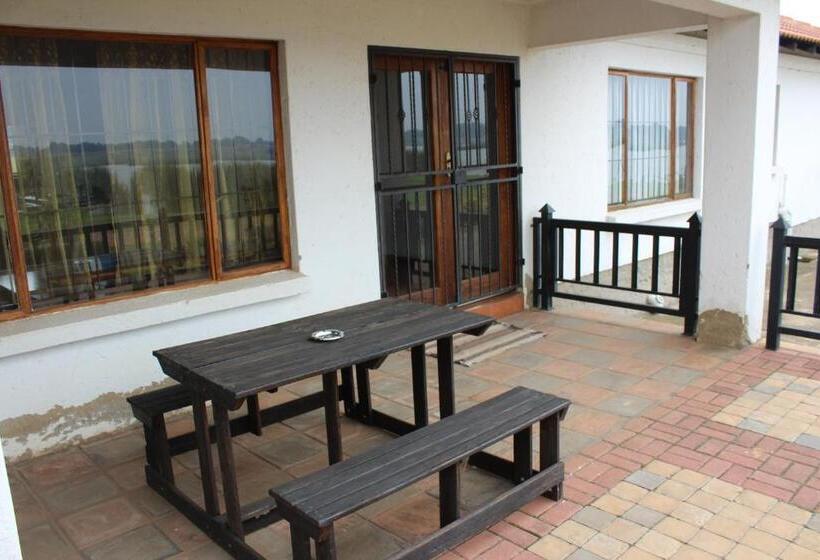 Пансион Bottom Of Boden