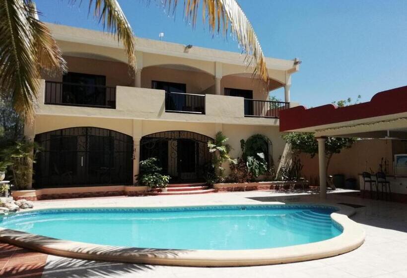 پانسیون Castillito Kin Nah