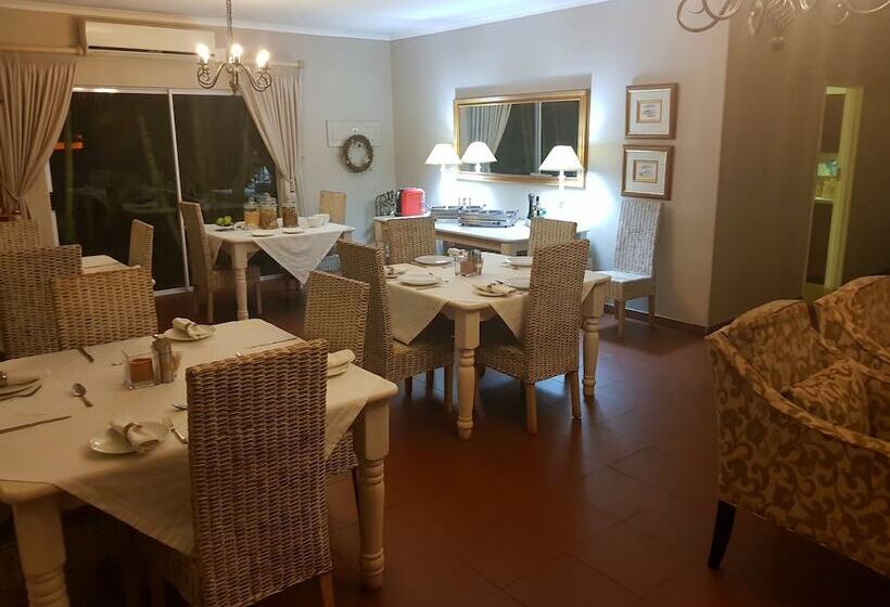 פנסיון Inca Lily Accommodation